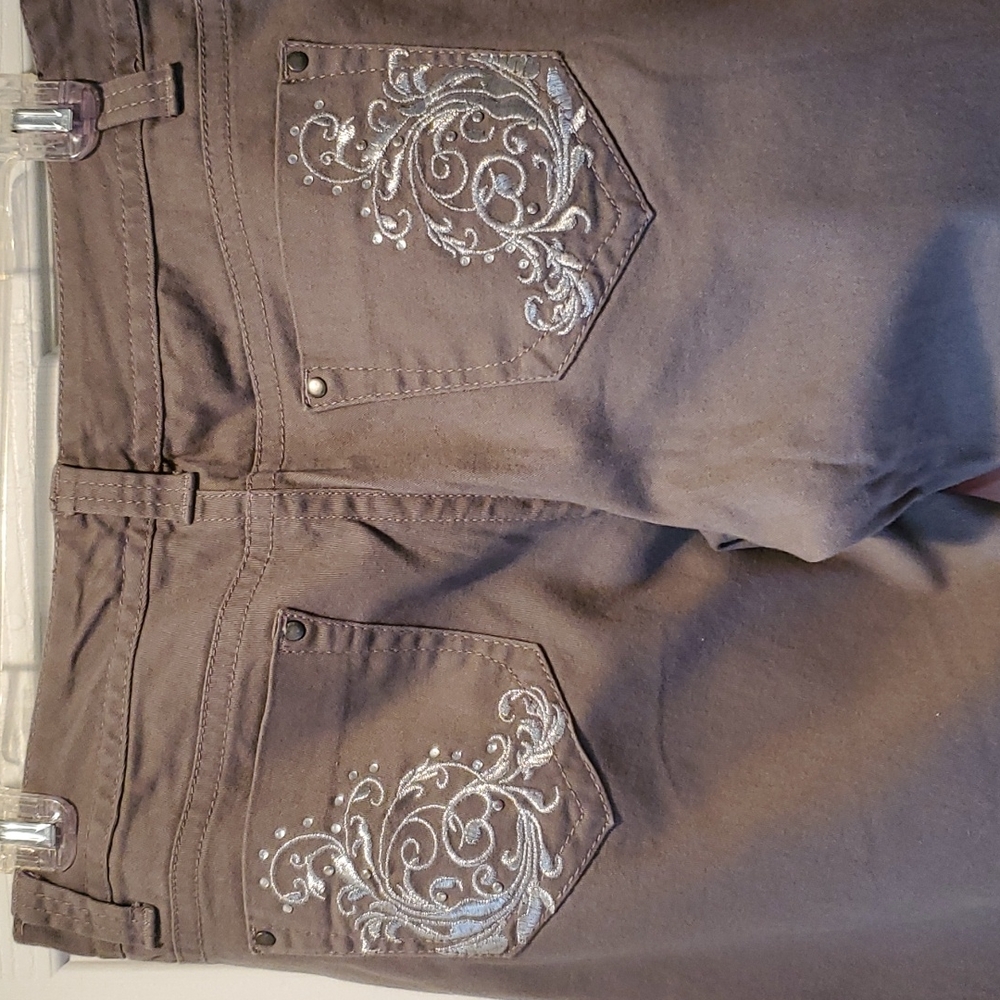 Maurices gray pants